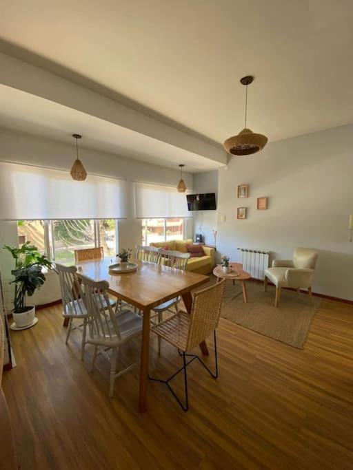Departamento Luminoso 25 Apartment ลาปลาตา ภายนอก รูปภาพ
